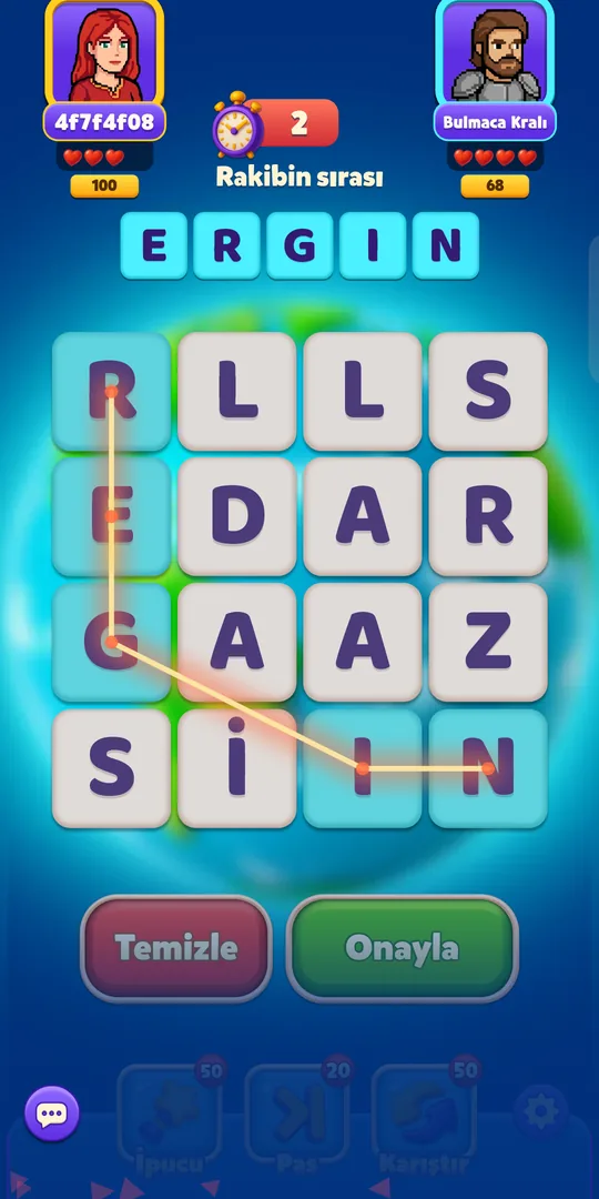 Rakip harf tablosunda kelime kuruyor